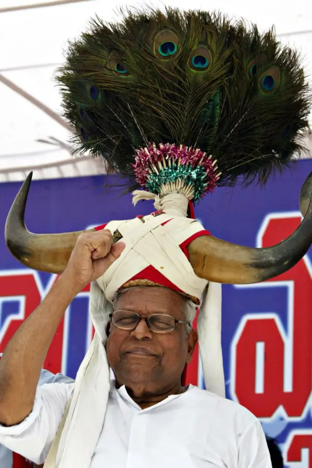 அயராத போராளி வி.எஸ். அச்சுதானந்தன்