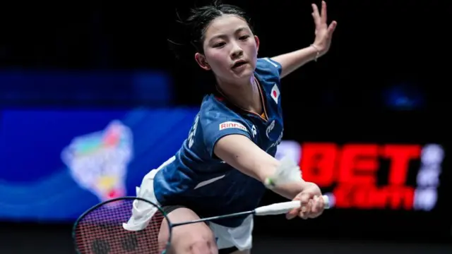 टोमोका मियाज़ाकी 