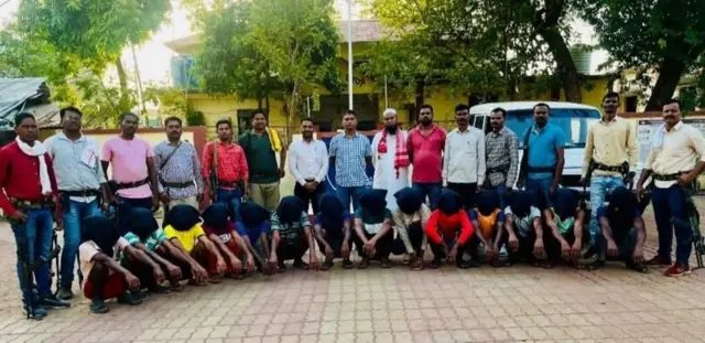 மகாராஷ்டிராவில் பழங்குடியின பெண் உட்பட இருவர் உயிருடன் எரித்துக் கொலை : மாந்திரீகம் காரணமா?