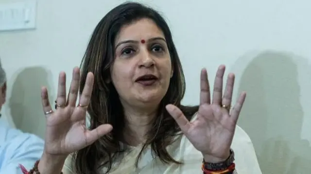 ప్రియాంక చతుర్వేది 