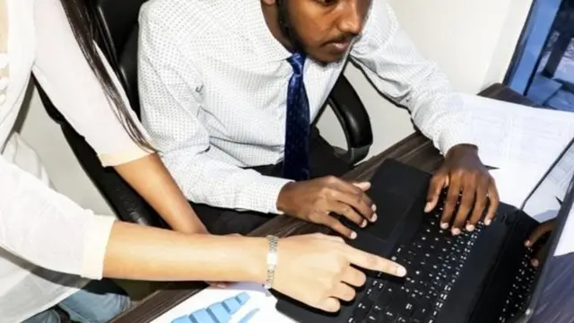 मोबाइल, तकनीक, डेटा