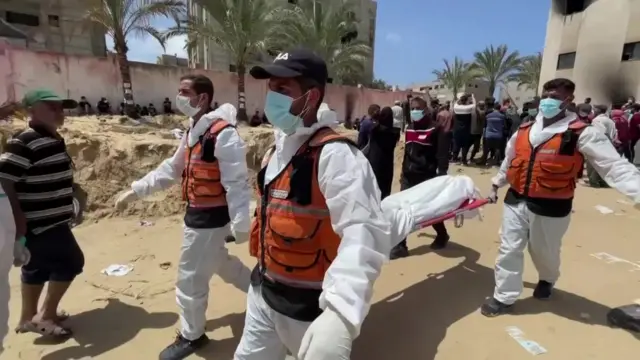 ग़ज़ा में सामूहिक क़ब्रें