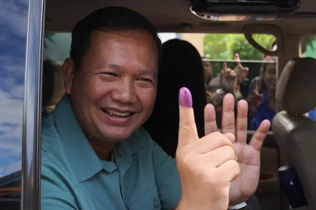 ဟွန်ဆန် ရဲ့ သားအကြီးဖြစ်သူ အာဏာလက်လွှဲခံရမယ့် ဟွန်မာနက်