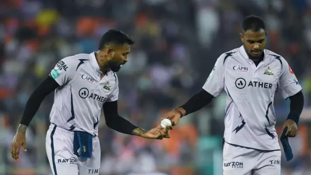 यश दयाळ, इन्स्टाग्राम, सोशल मीडिया