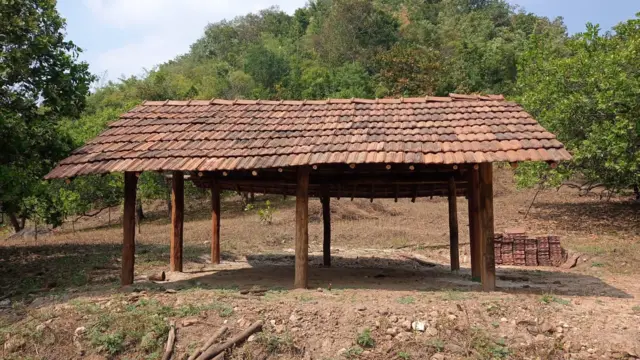 పెంకు పాఠశాల