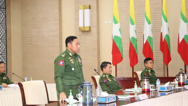 စစ်ကောင်စီဘက်က အမျိုးသားစည်းလုံး ညီညွတ်ရေးနဲ့ ငြိမ်းချမ်းရေး ဖော်ဆောင်မှု ညှိနှိုင်းရေးကော်မတီ ကို ဒုတိယ ဗိုလ်ချုပ်ကြီး ရာပြည့်ဦးဆောင်ပါတယ်။