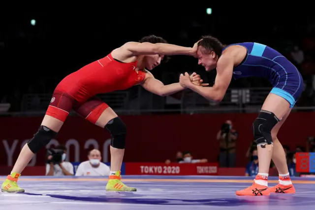 Финалдык беттеш