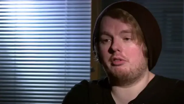 Бармен Кріс Ніксон