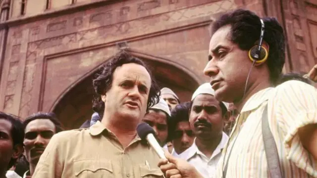 மார்க் டலி இந்தியாவின் கொல்கத்தாவில் பிறந்தார்.