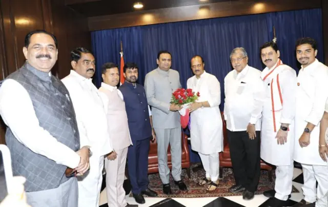 अजित पवार 