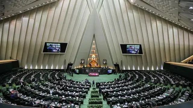 نمایی از درون مجلس ایران