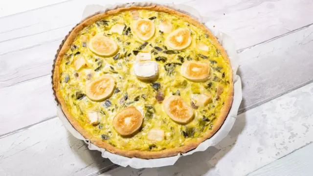 Киш с козьим сыром