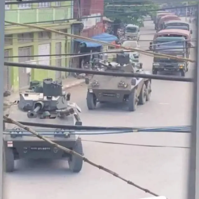 ကလေးမြို့ကနေ သံချပ်ကာ ၂ စီးနဲ့ စစ်ကား အကြီး ၁၄ စီးဟာ ချင်းပြည်နယ်ကို ပြီးခဲ့တဲ့ရက်ပိုင်းက တက်လာခဲ့