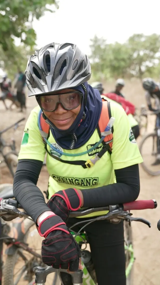 Women mountain bikers