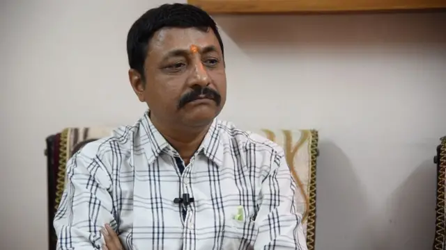 किर्तिश धामारीकर 