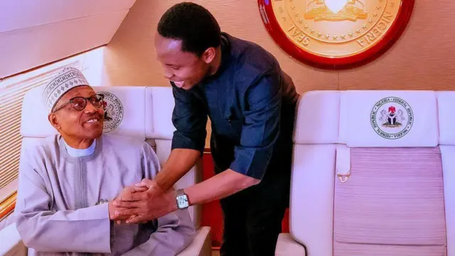 Bayo Omoboriowo, ayaworan n bọ aarẹ Buhari lọwọ