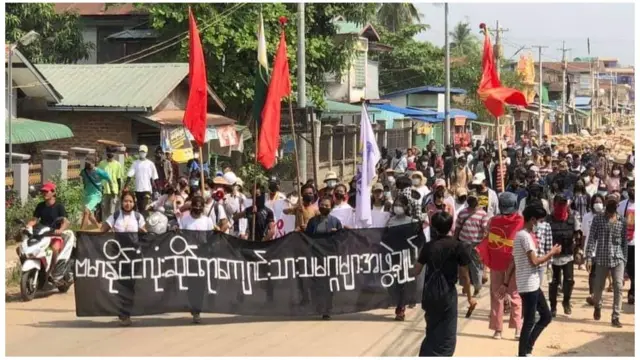 အဖြိုခွဲမခံရခင်တရက်က ဗကသစစ်ကြောင်း