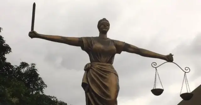 Nwaanyị ikpe nkwụmọtọ