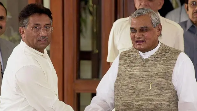 मुशर्रफ़, वाजपेयी