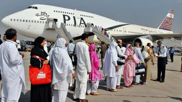 పాకిస్తాన్ విమానాలు