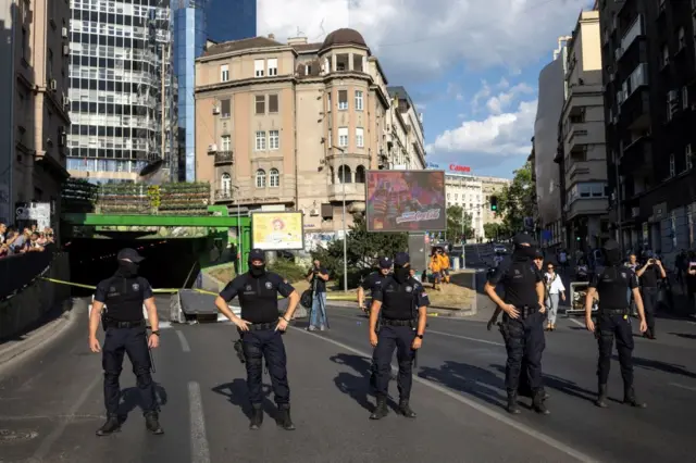 Policija na Zelenom vencu u centru Beograda