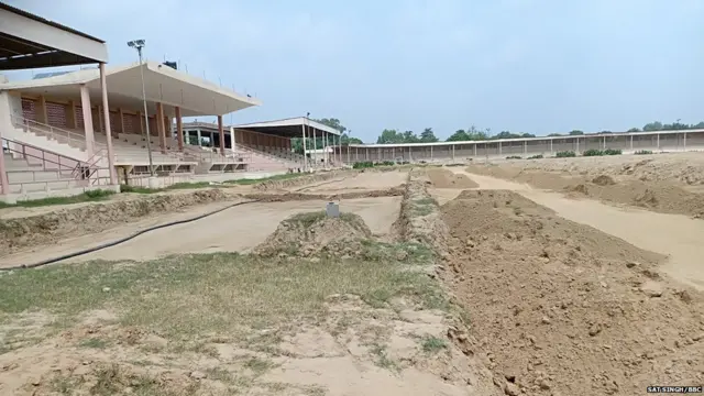 TRACK NAVDEEP STADIUM