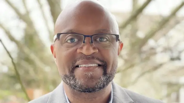 ماروین لین، پژوهشگر نظریه انتقادی نژاد