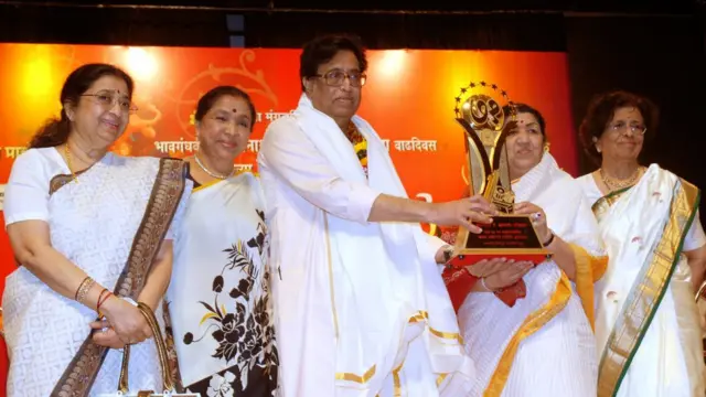 लता मंगेशकर