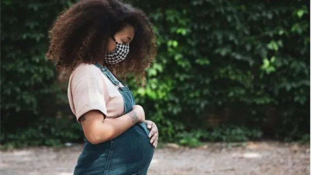 вагітна жінка щеплення