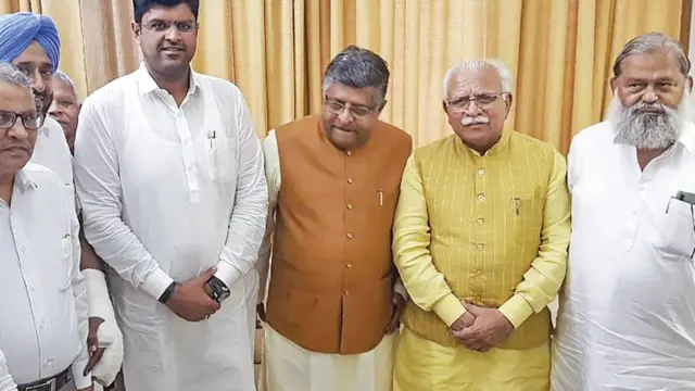 பாஜக-ஜேஜேபி கூட்டணி அரசு இன்று பதவியேற்பு