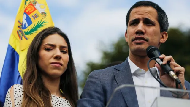 Guaidó junto a su esposa en una comparecencia este fin de semana.