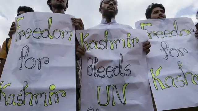 காஷ்மீர் சட்டப்பிரிவு 370: தேசிய ஒருமைப்பாட்டுக்கு தடையாக இருந்த பிரிவுதான் நீக்கப்பட்டுள்ளதா?