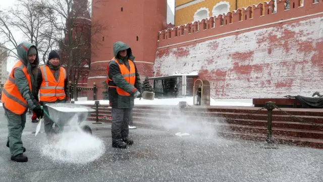 Дворники в Москве