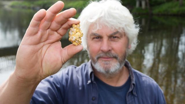 Vincent Thurkettle and his gold nugget