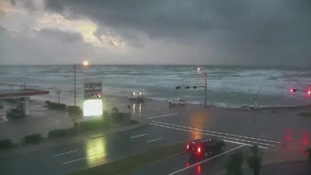 Imagen de una webcam en la costa de Galveston, Texas