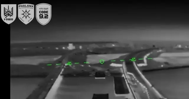 Фото з камери БПЛА де видно понтонні переправи