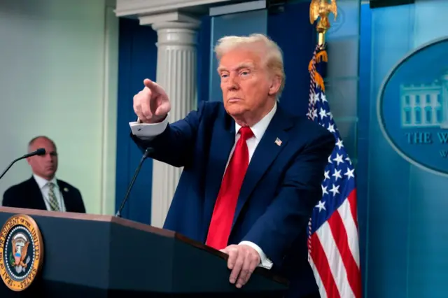 ट्रंप - कनाडा