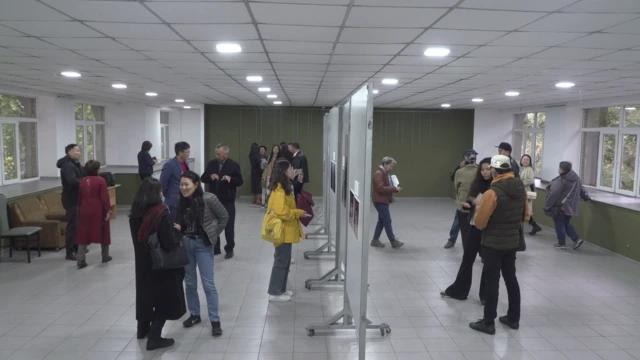 "Түстүү тарых" көргөзмөсү