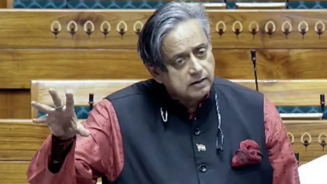 शशि थरूर