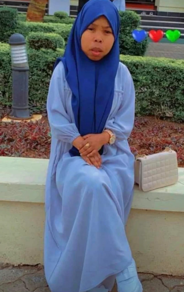 Jinsiy aloqa uchun Osiyo ayollarini tomosha qiling