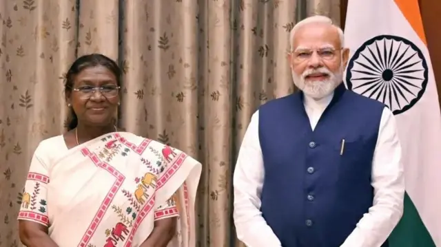 மகளிர் உலகக்கோப்பை, இந்தியா சாம்பியன், இந்தியா - தென் ஆப்ரிக்கா