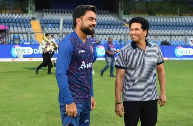 ټنډولکر له راشد خان سره