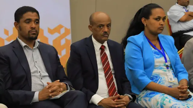 የኦሮሚያ ክልል ፕሬዝዳንት ሽመልስ አብዲሳ እና የአማራ ክልል ርዕሰ መስተዳድር አረጋ ከበደ