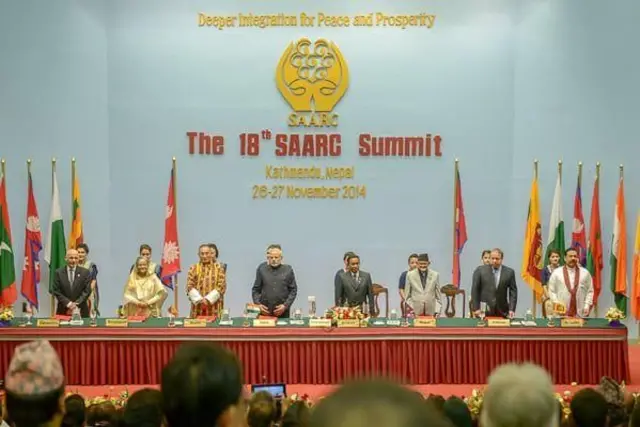 काठमाण्ठूमा १८औँ सार्क शिखर सम्मेलनमा जुटेका आठ देशका नेताहरू
