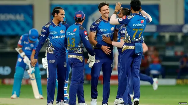 मुंबई इंडियंस के धारदार गेंदबाज़