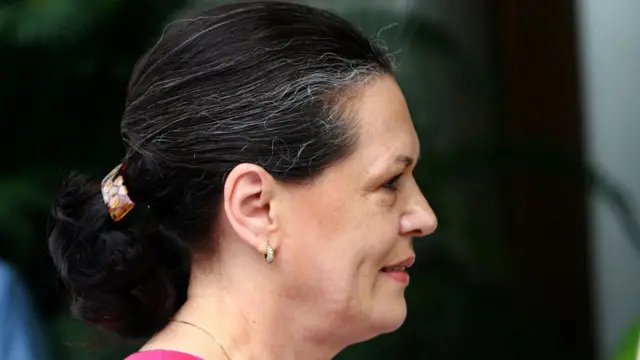 સોનિયા ગાંધી