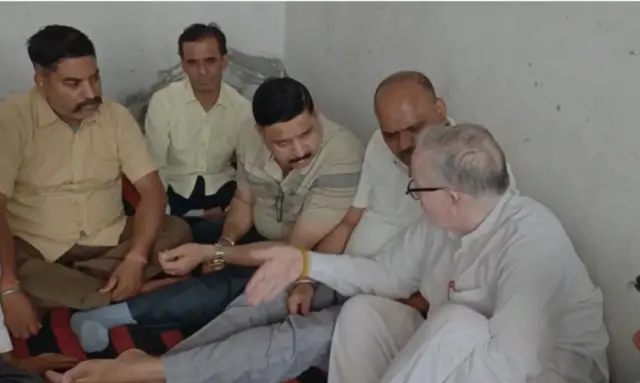 महिलेचे कुटुंबीय