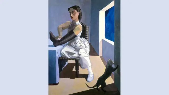 Женщина со злым выражением лица чистит сапог на картине Регу "Дочь полицейского" (1987 г.)