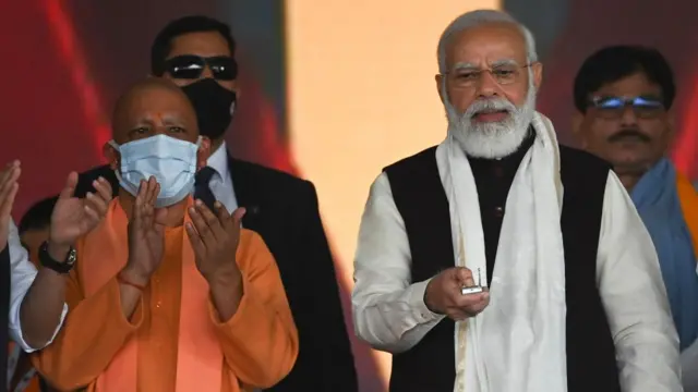 योगी मोदी