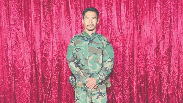 စစ်တပ်က ထုတ်ပြန်လာတဲ့ ဗိုလ်နဂါးလက်နက်ချတယ်ဆိုတဲ့ သတင်းဓာတ်ပုံ 